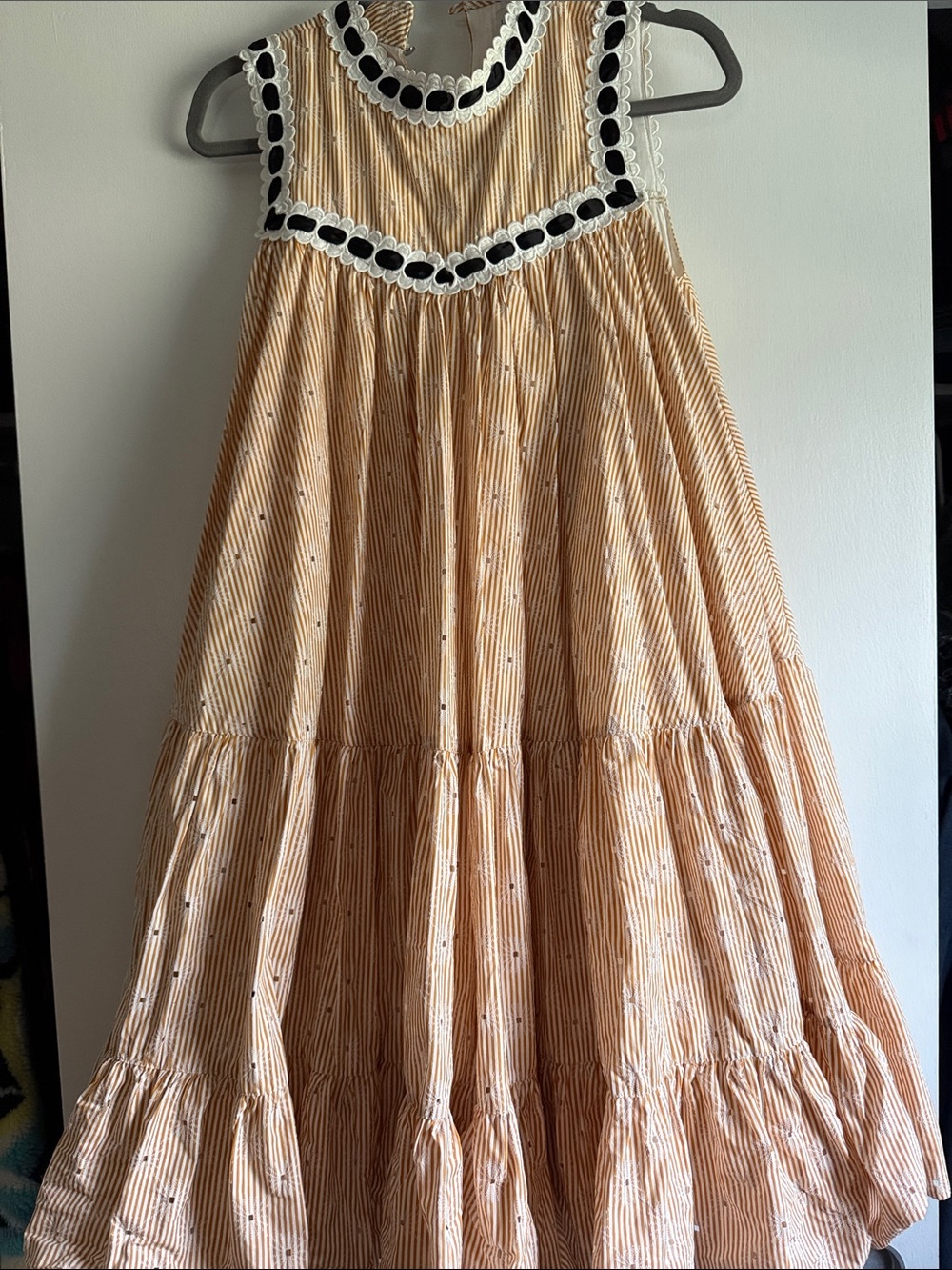 Lug Von Siga  dress missing size tag (M)